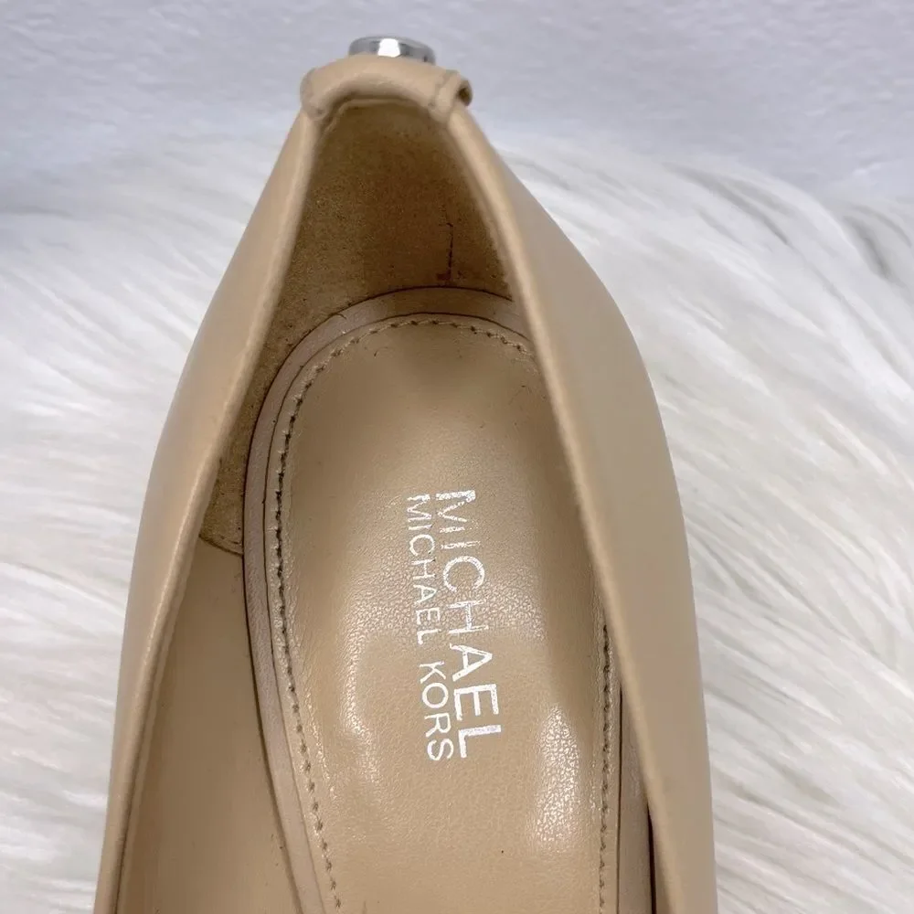 Micheal Kors Dorothy Flex Pump Tan Classic Heel - Color Light Brush - Size: 5.5M - Picture 8 of 16